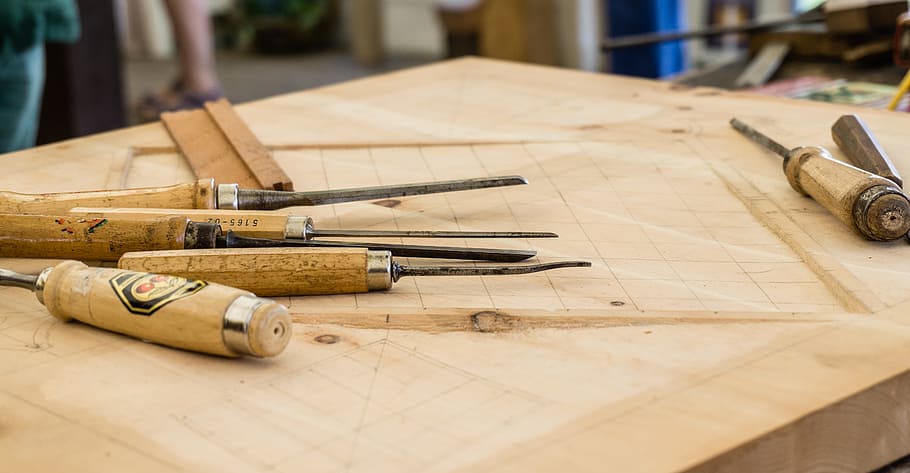 craft-woodworking-tools-workshop